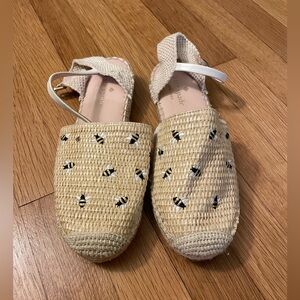 Barely worn Kate spade Bonnie bee straw flats